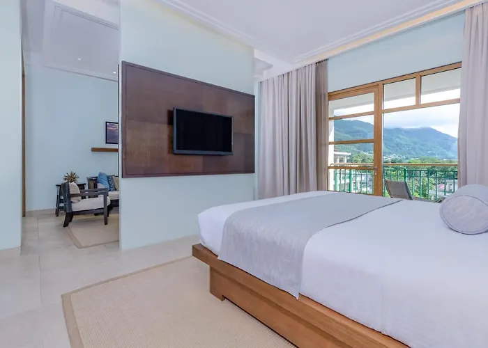 Savoy Seychelles & 5*