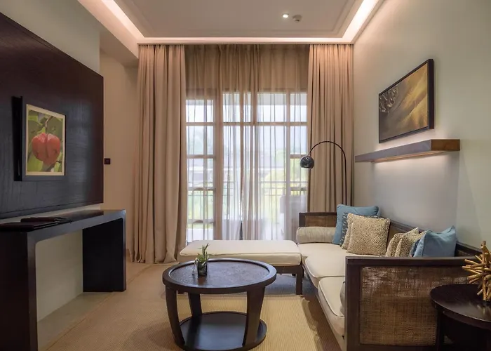 Savoy Seychelles & Beau Vallon (Mahe)